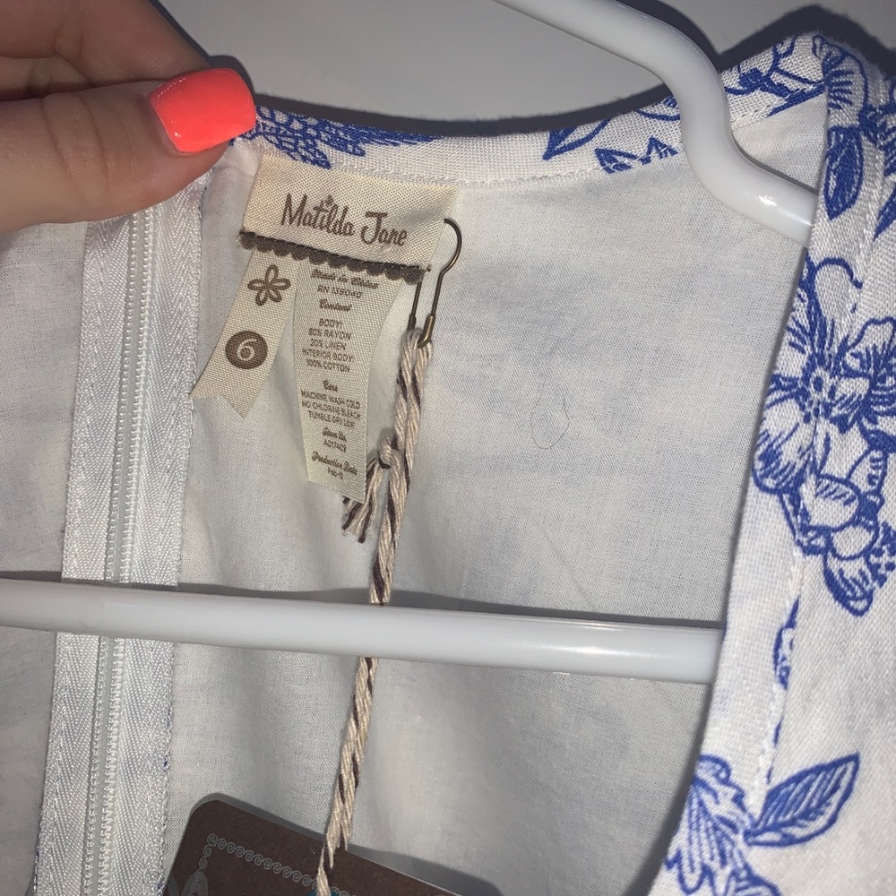 Dress - Picture 3 of 3